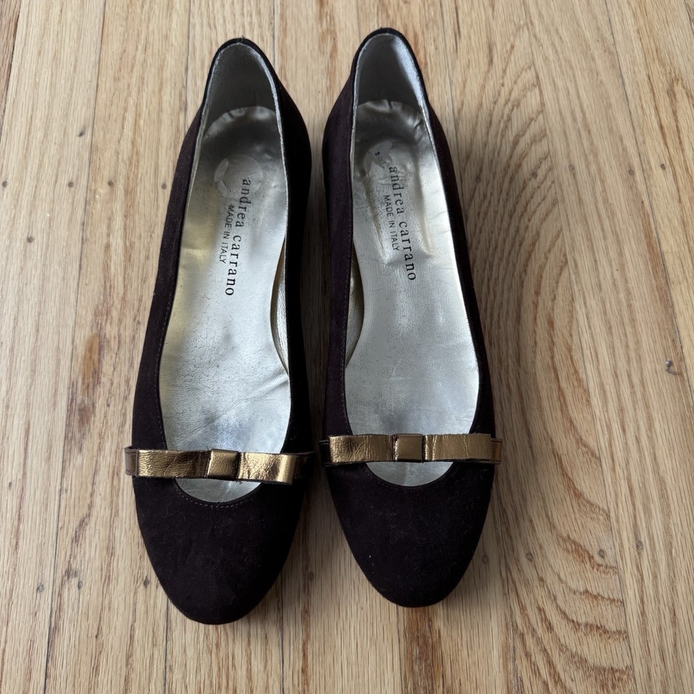 Vintage Andrea Carrano Italy Brown Suede Ballet Flats Metallic Gold Bow 8.5 M